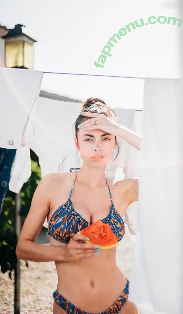 Charleen Weiss nude photo #0407 (charleenweiss)