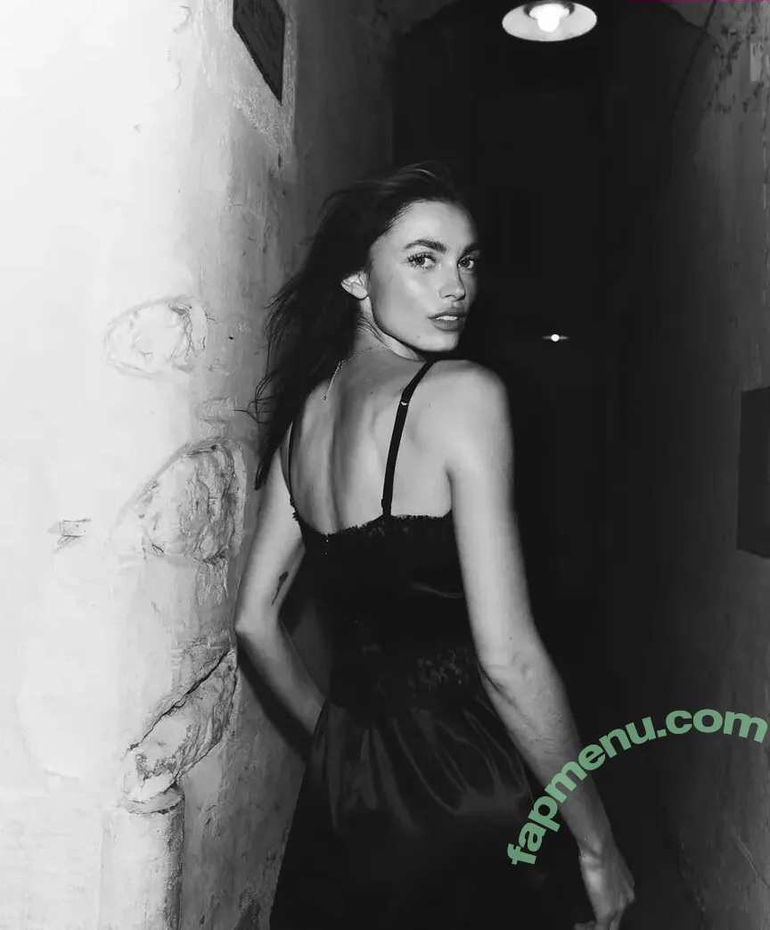 Charleen Weiss nude photo #0457 (charleenweiss)