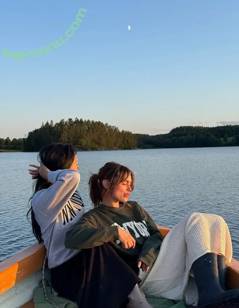 Charleen Weiss nude photo #0493 (charleenweiss)