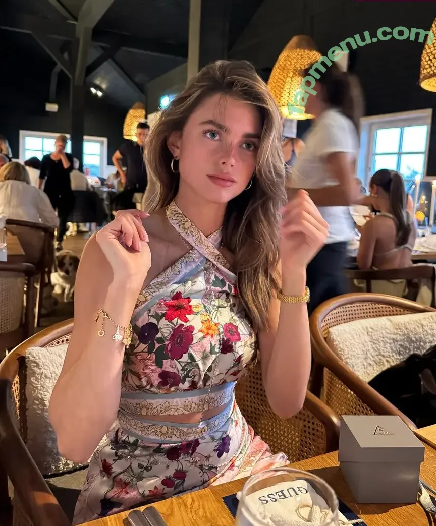 Charleen Weiss nude photo #0524 (charleenweiss)