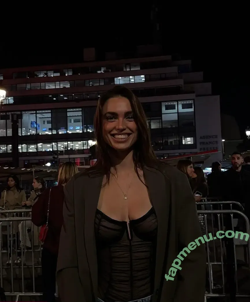 Charleen Weiss nude photo #0583 (charleenweiss)