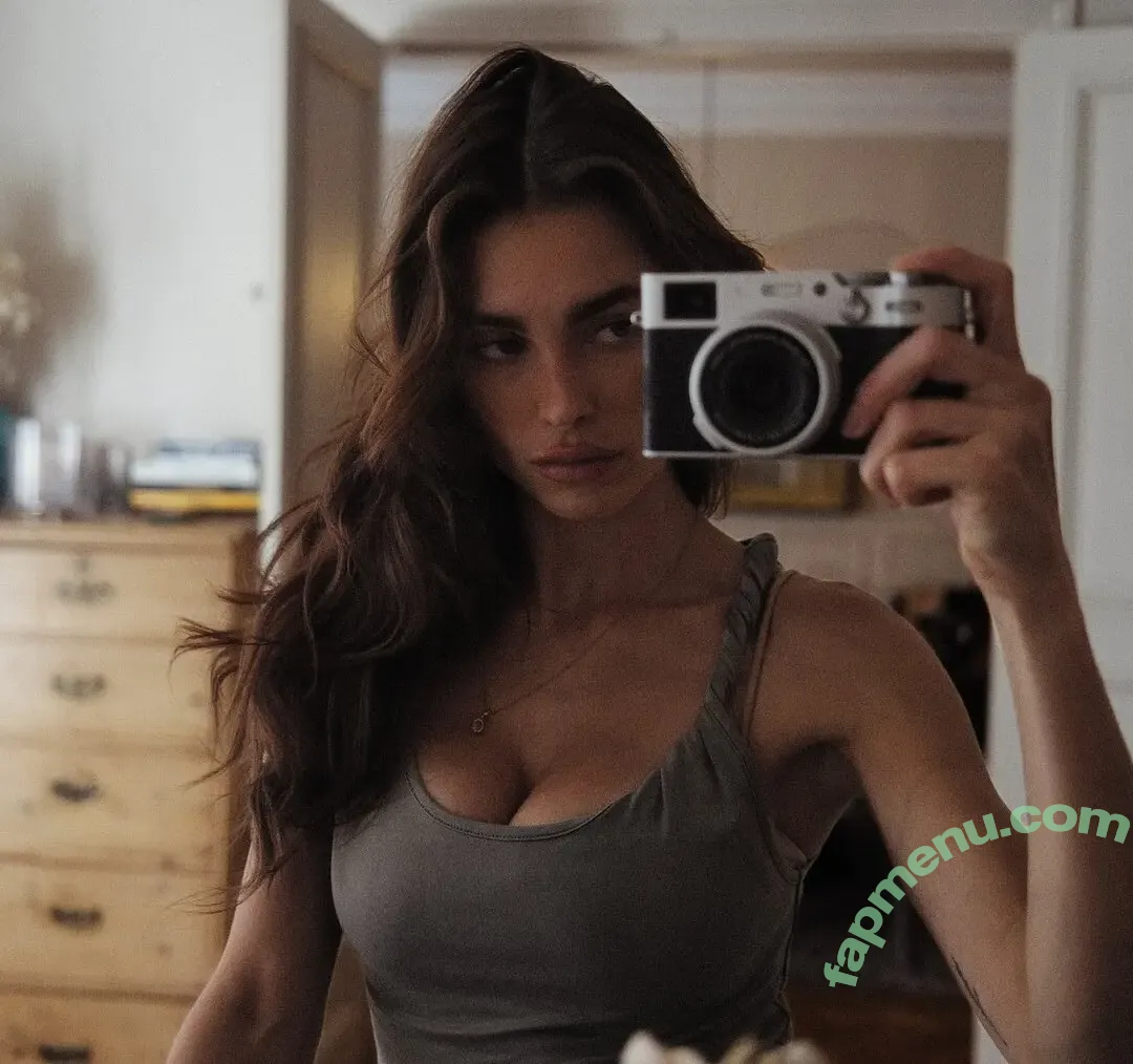 Charleen Weiss nude photo #0597 (charleenweiss)