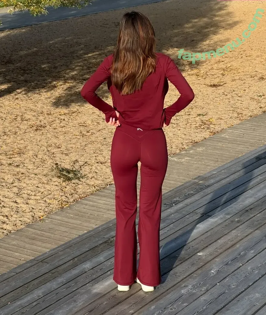 Charleen Weiss nude photo #0617 (charleenweiss)