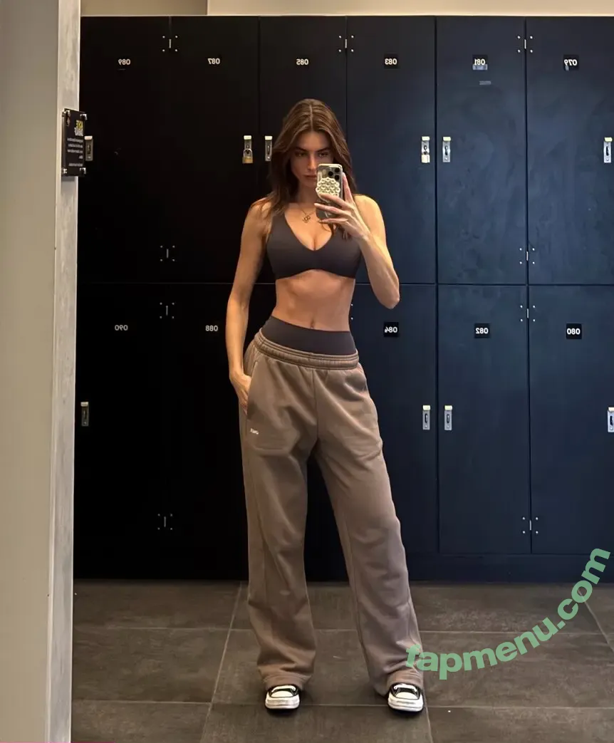 Charleen Weiss nude photo #0646 (charleenweiss)