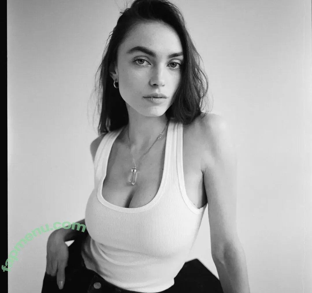 Charleen Weiss nude photo #0681 (charleenweiss)