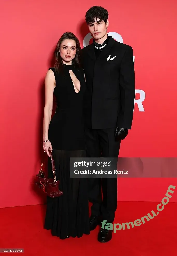 Charleen Weiss nude photo #0689 (charleenweiss)