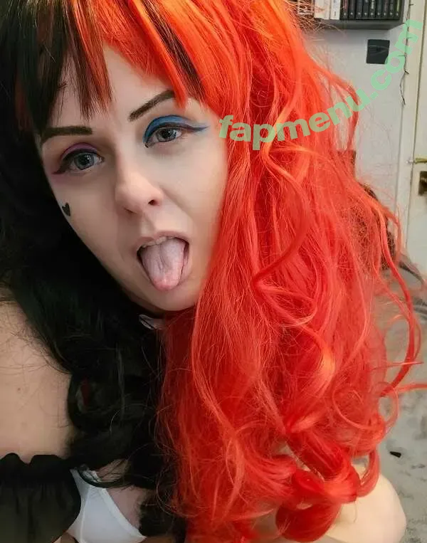 charleigh-essex nude photo #0017 (charleigh._)