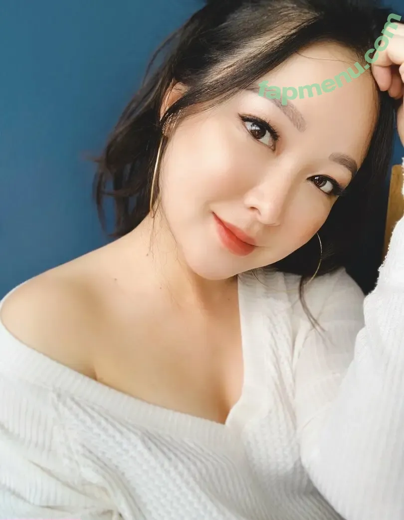 Charlet Chung nude photo #0034 (charletchung)