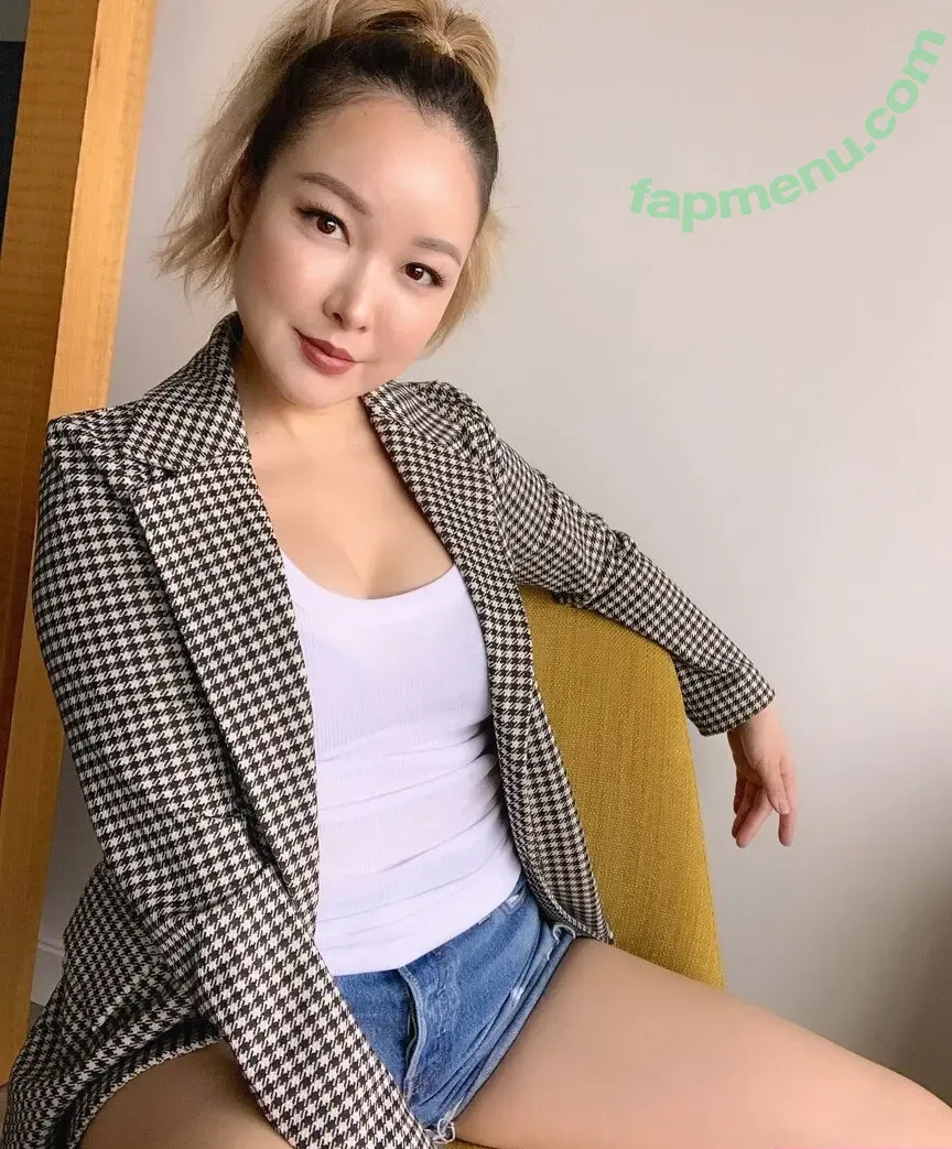 Charlet Chung nude photo #0039 (charletchung)
