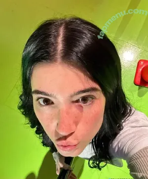  nude photo #0007