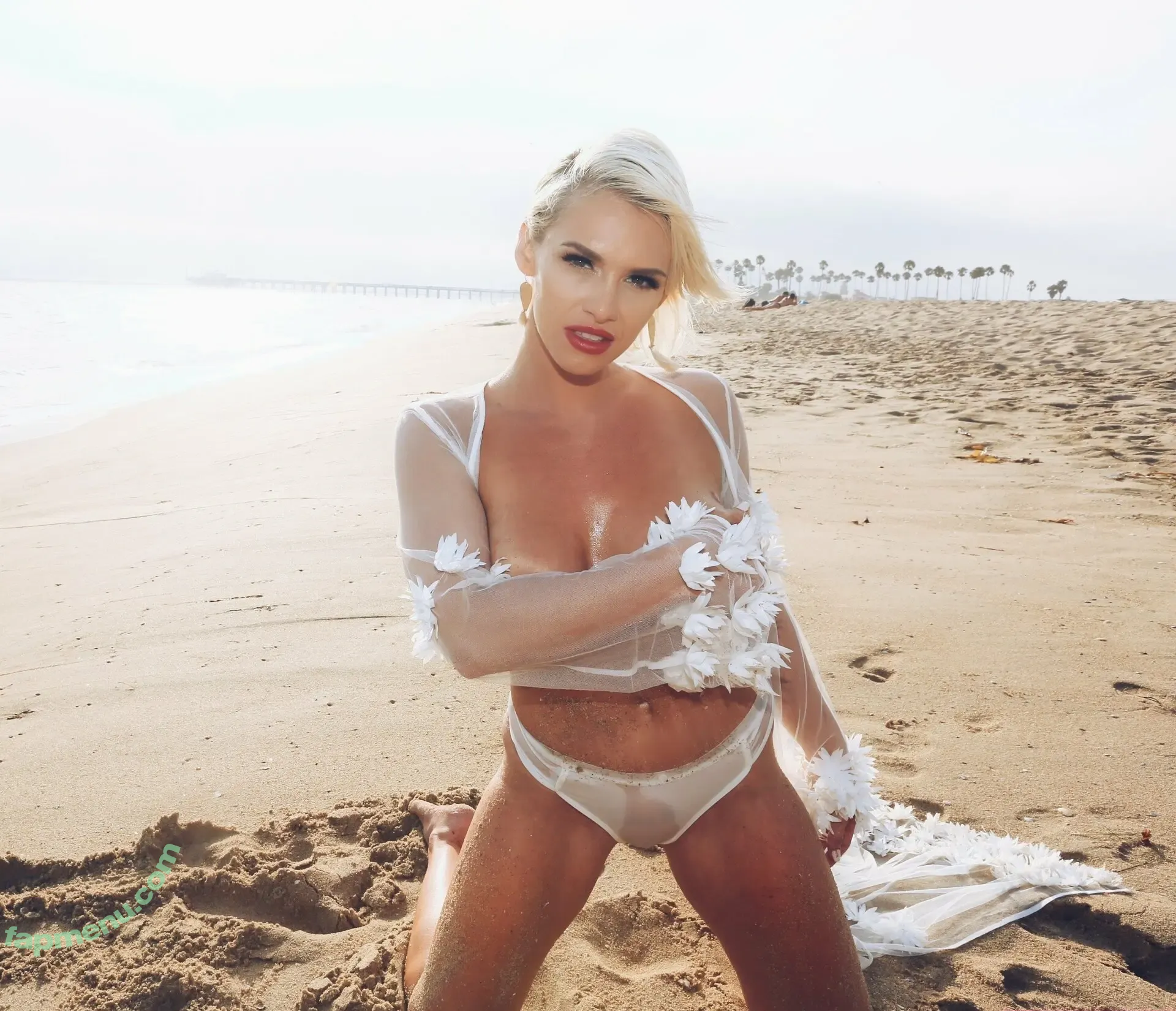 Charli Phoenix nude photo #0152 (charli_phoenix / charliphoenix / charliphoenix11)