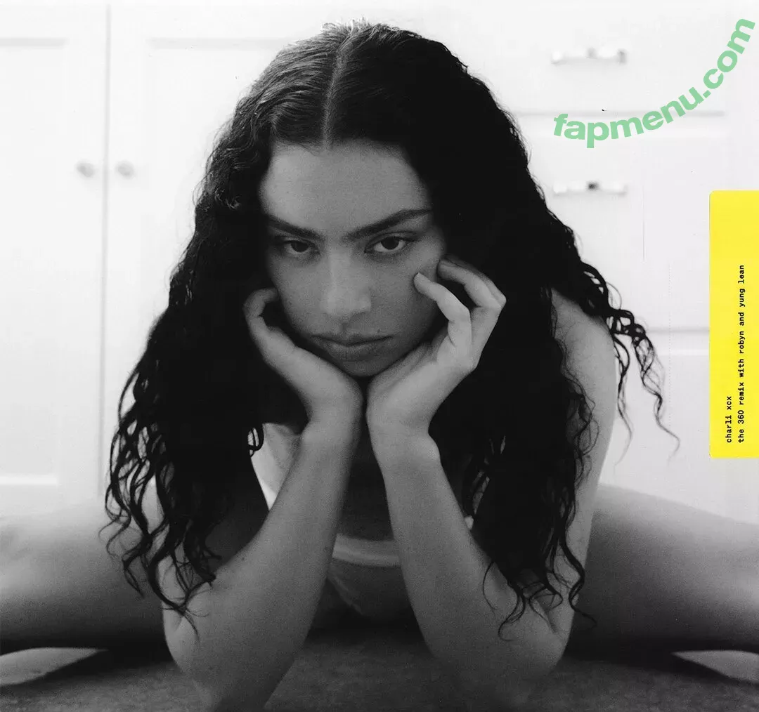 Charli XCX nude photo #1350 (charli_xcx / charlignarly / charlixcx)