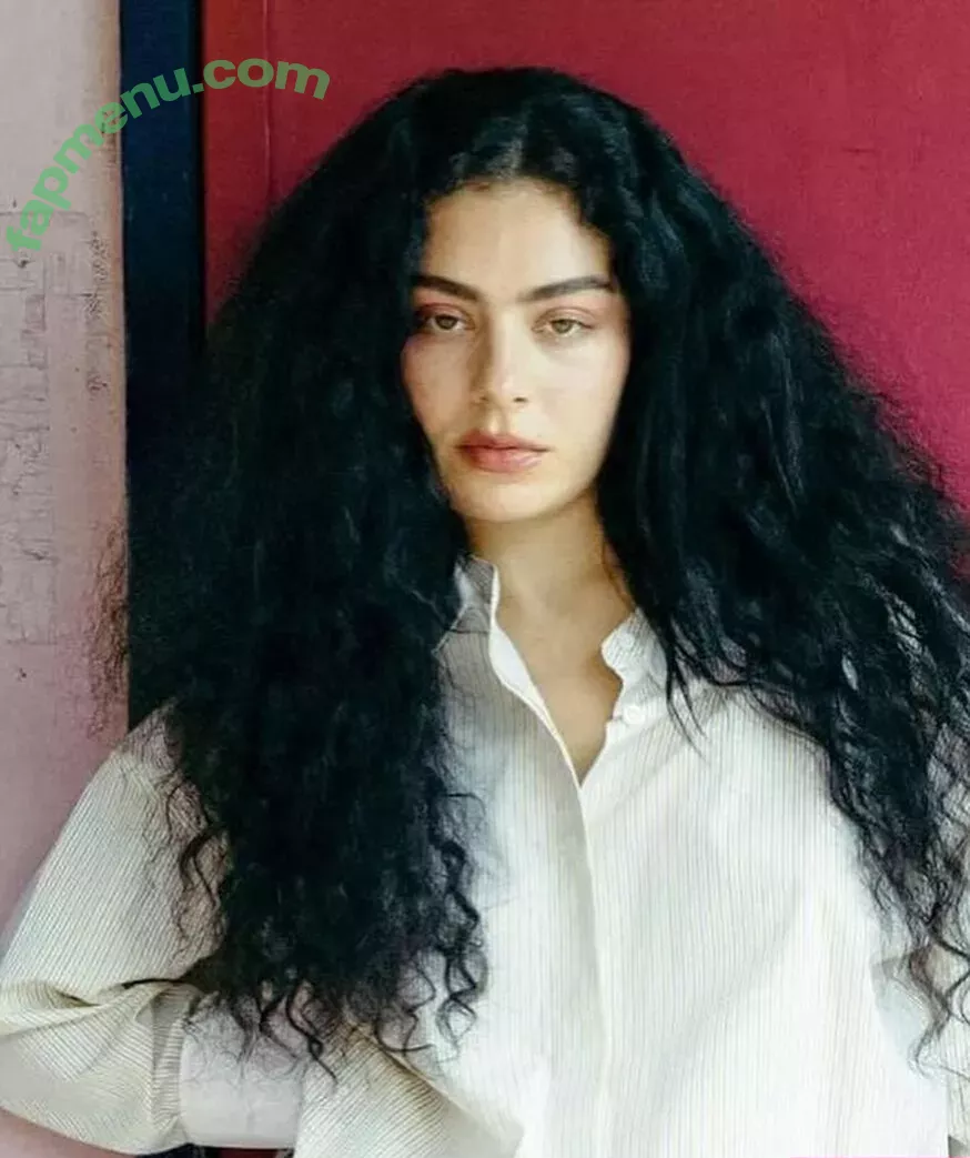 Charli XCX nude photo #1352 (charli_xcx / charlignarly / charlixcx)