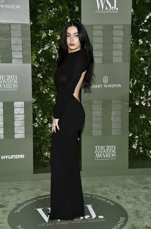Charli XCX / charli_xcx / charlignarly nude photo #2320