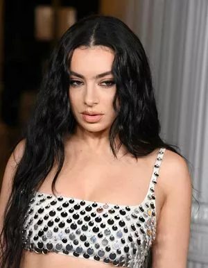 Charli XCX / charli_xcx / charlignarly nude photo #2334