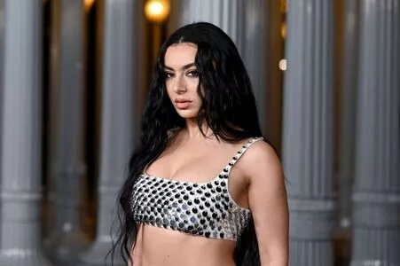 Charli XCX / charli_xcx / charlignarly nude photo #2381