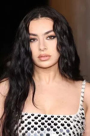 Charli XCX / charli_xcx / charlignarly nude photo #2384