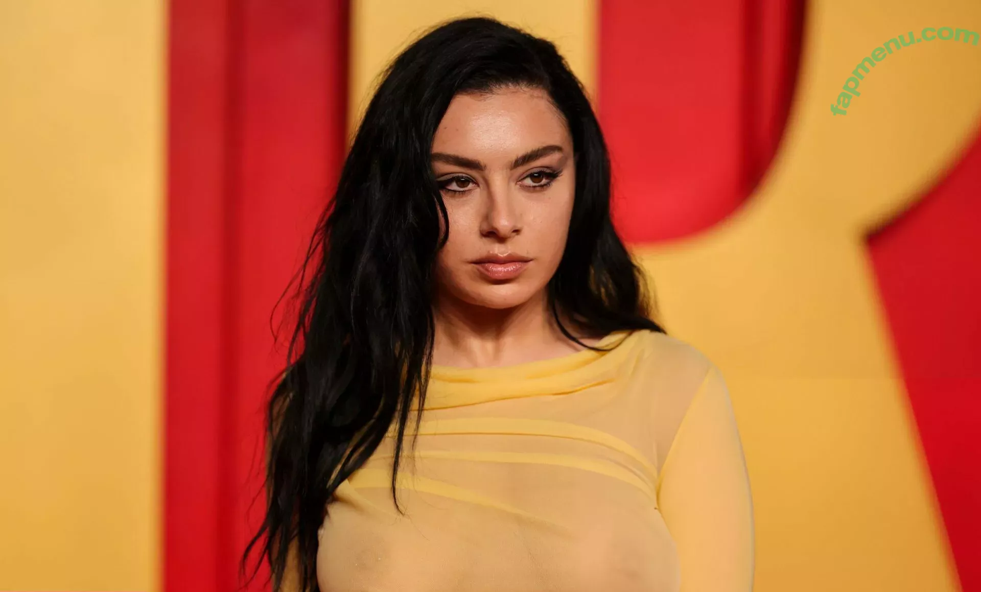 Charli XCX nude photo #2027 (charli_xcx / charlignarly)