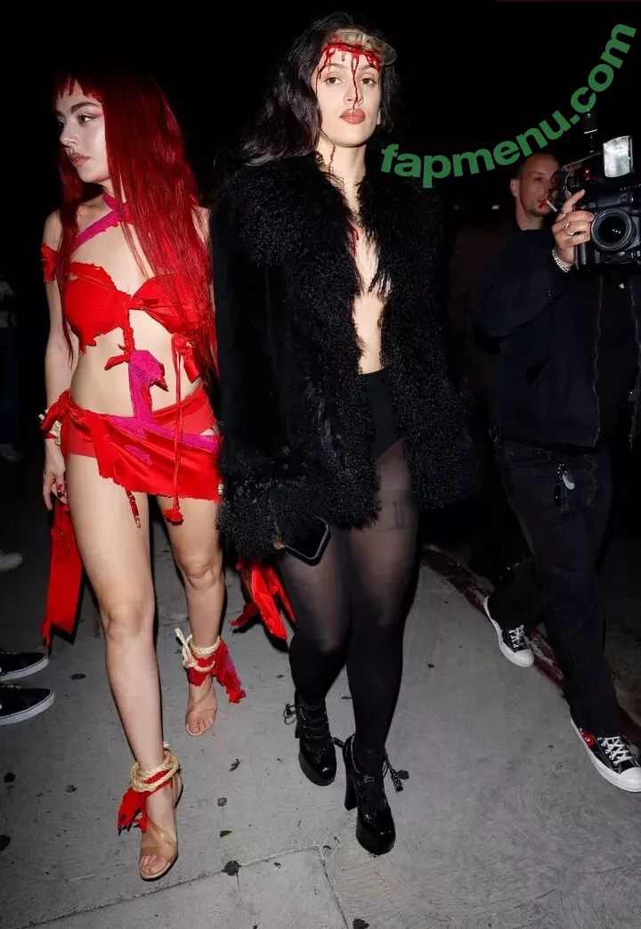 Charli XCX nude photo #2297 (charli_xcx / charlignarly)