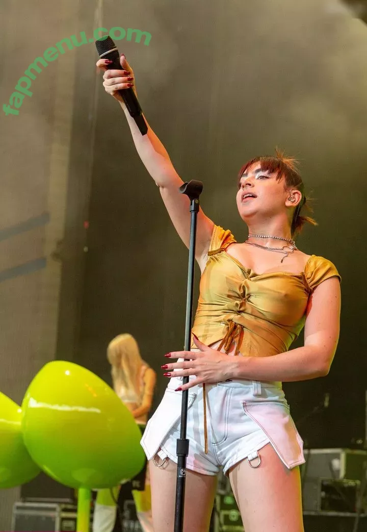 Charli XCX nude photo #2588 (charli_xcx / charlignarly / charlixcx)