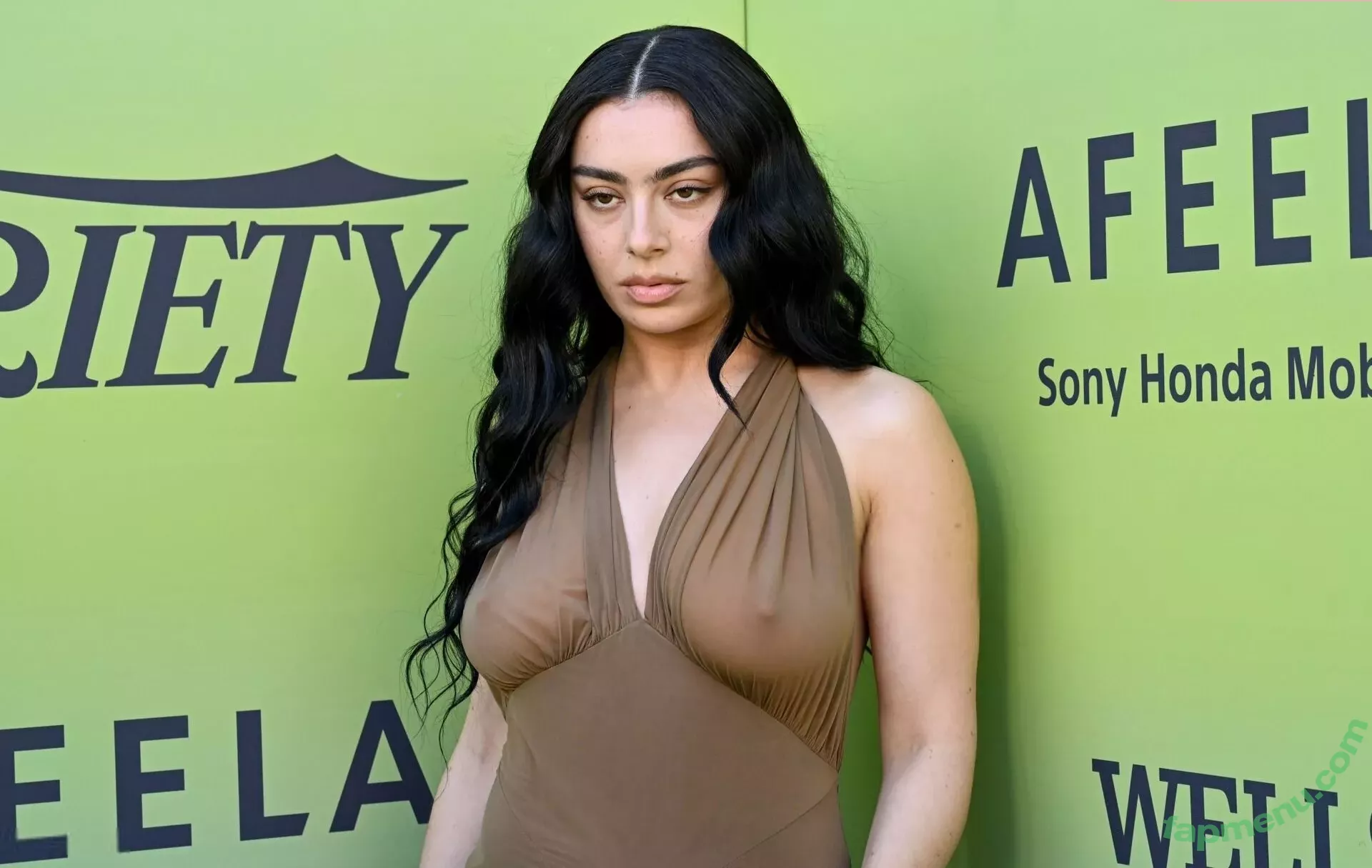 Charli XCX nude photo #2608 (charli_xcx / charlignarly / charlixcx)