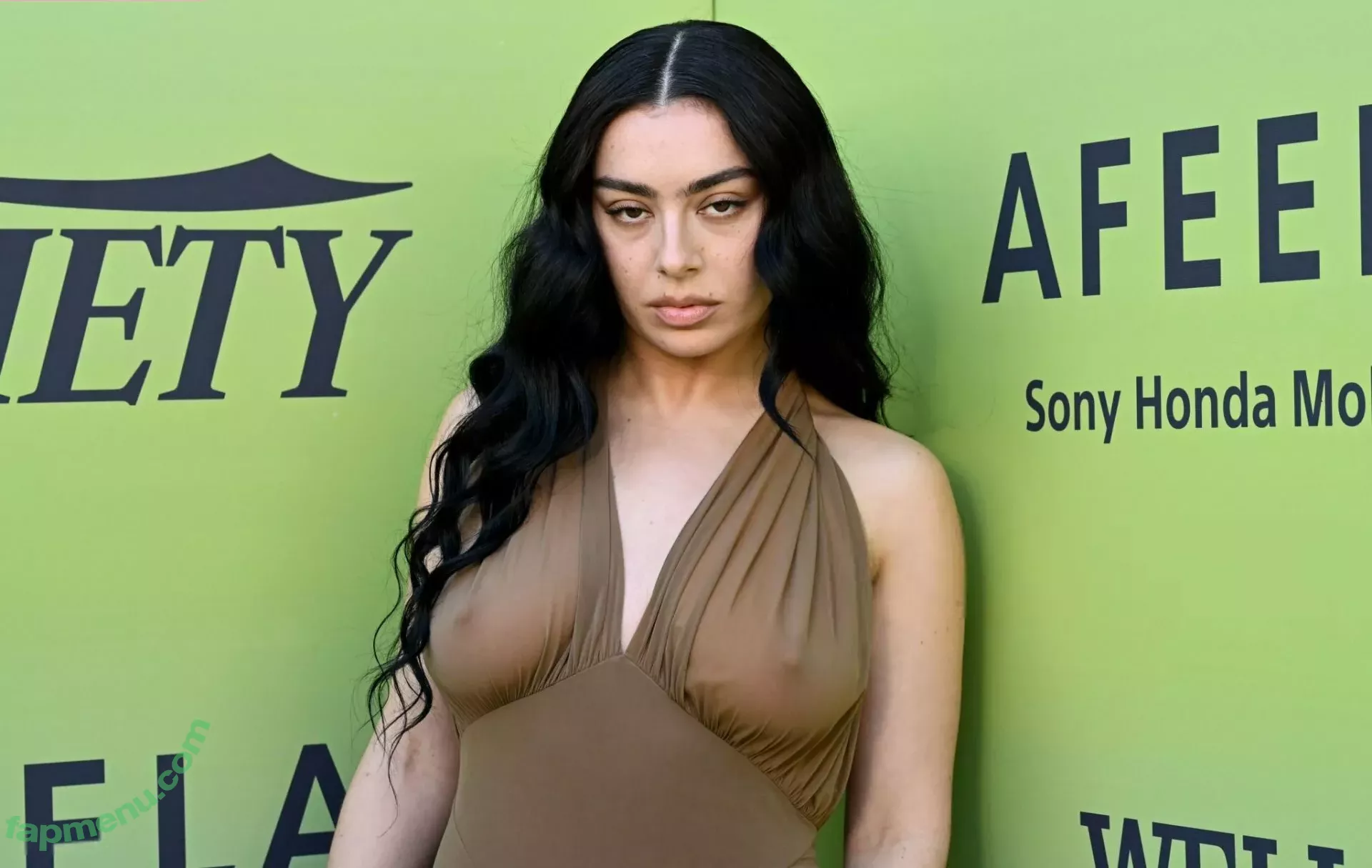 Charli XCX nude photo #2618 (charli_xcx / charlignarly / charlixcx)