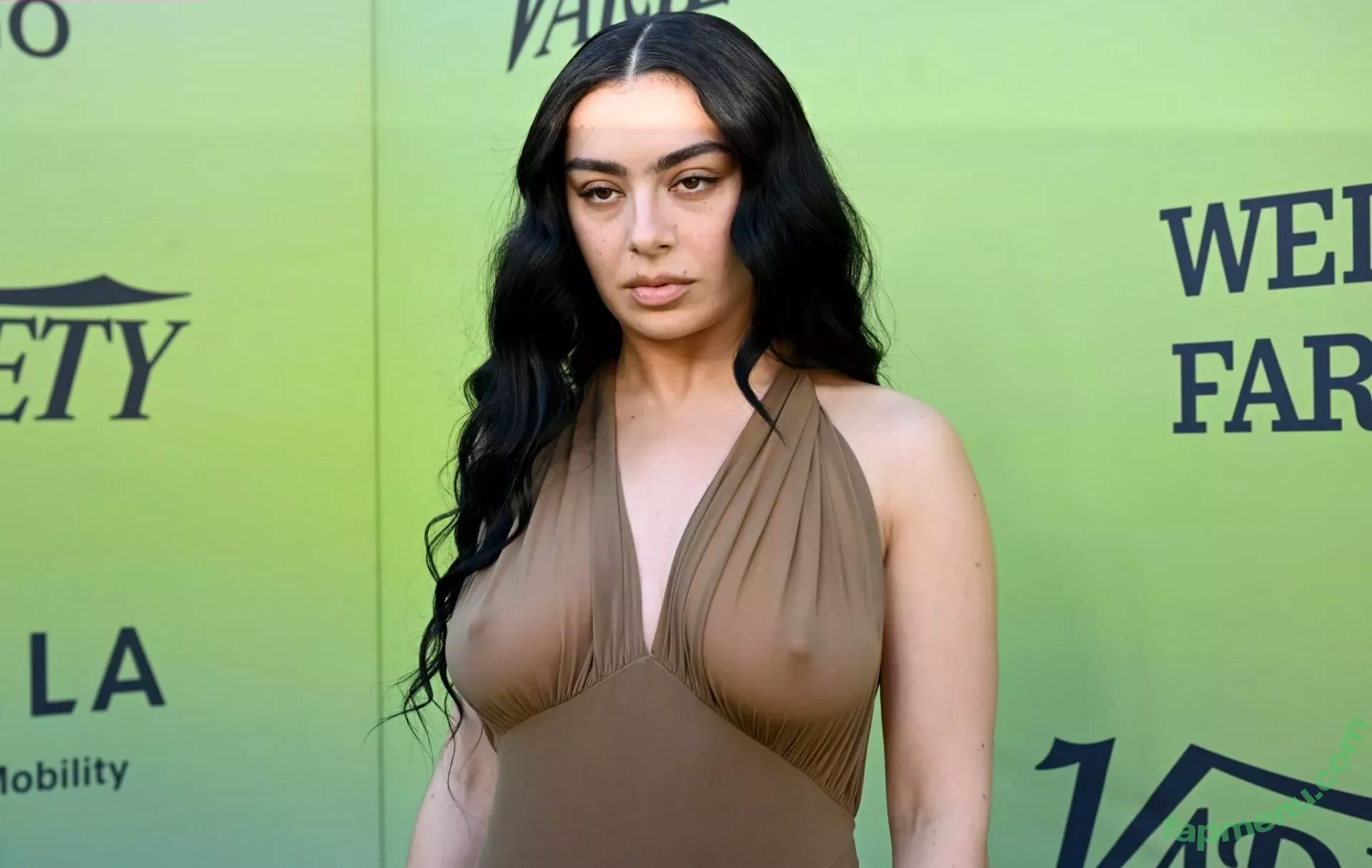 Charli XCX nude photo #2620 (charli_xcx / charlignarly / charlixcx)