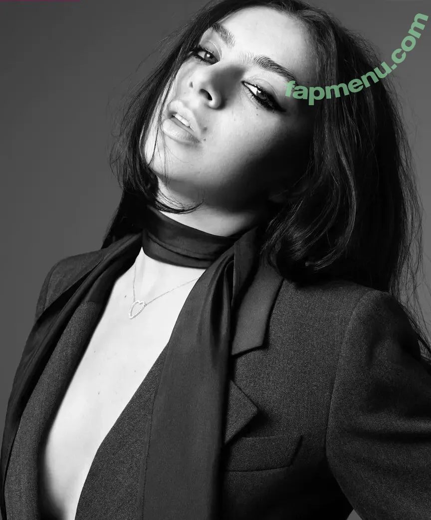 Charli XCX nude photo #2803 (charli_xcx / charlignarly)