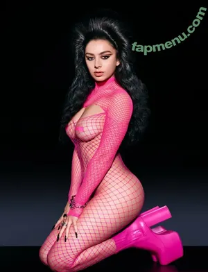 Charli XCX / charli_xcx / charlignarly nude photo #3124