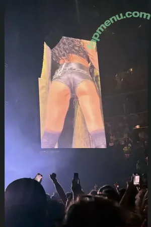 Charli XCX / charli_xcx / charlignarly nude photo #3160