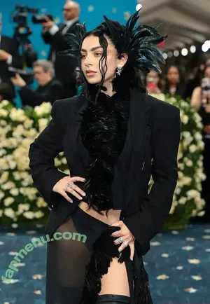 Charli XCX / charli_xcx / charlignarly nude photo #3166