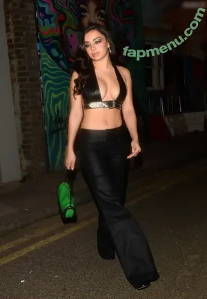 Charli XCX / charli_xcx / charlignarly nude photo #3219