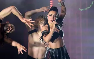 Charli XCX / charli_xcx / charlignarly nude photo #3363