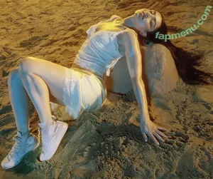 Charli XCX / charli_xcx / charlignarly nude photo #3478
