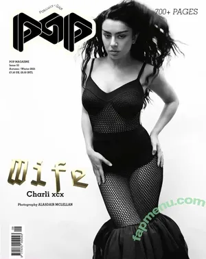 Charli XCX / charli_xcx / charlignarly nude photo #3515