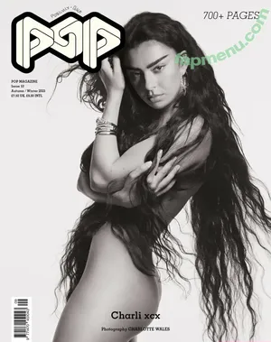 Charli XCX / charli_xcx / charlignarly nude photo #3516
