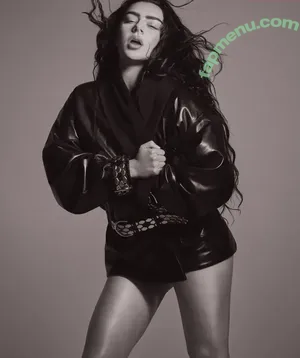 Charli XCX / charli_xcx / charlignarly nude photo #3522