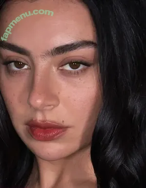 Charli XCX / charli_xcx / charlignarly nude photo #3557