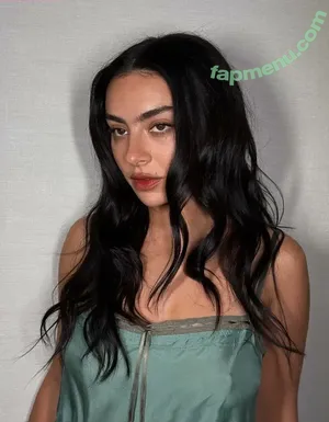 Charli XCX / charli_xcx / charlignarly nude photo #3558