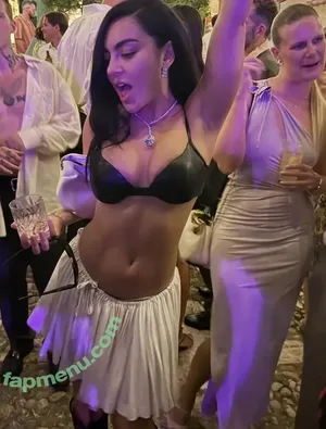 Charli XCX / charli_xcx / charlignarly nude photo #3574