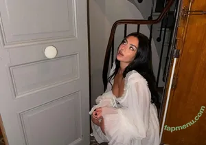 Charli XCX / charli_xcx / charlignarly nude photo #3637