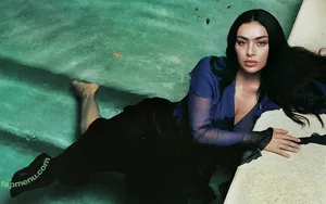 Charli XCX / charli_xcx / charlignarly nude photo #3655