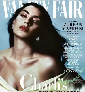 Charli XCX / charli_xcx / charlignarly nude photo #3662