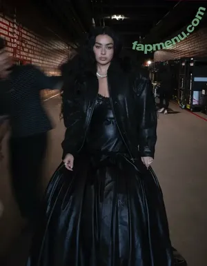 Charli XCX / charli_xcx / charlignarly nude photo #3689