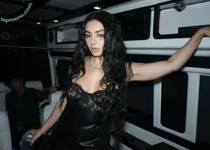 Charli XCX / charli_xcx / charlignarly nude photo #3696
