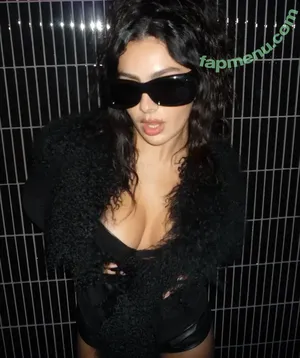 Charli XCX / charli_xcx / charlignarly nude photo #3699
