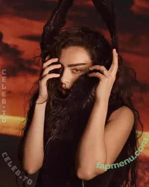 Charli XCX / charli_xcx / charlignarly nude photo #3772