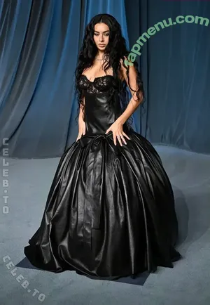 Charli XCX / charli_xcx / charlignarly nude photo #3776