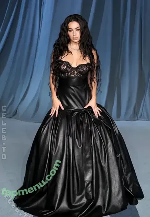 Charli XCX / charli_xcx / charlignarly nude photo #3779