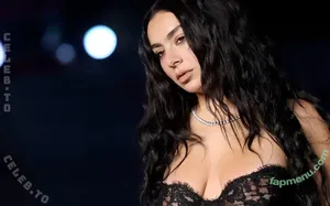Charli XCX / charli_xcx / charlignarly nude photo #3781